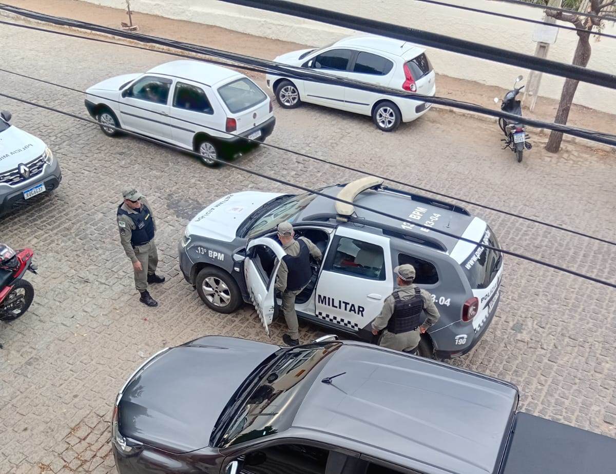 Assalto à Mão Armada Mobiliza Polícia Militar na tarde desta segunda-feira em Currais Novos