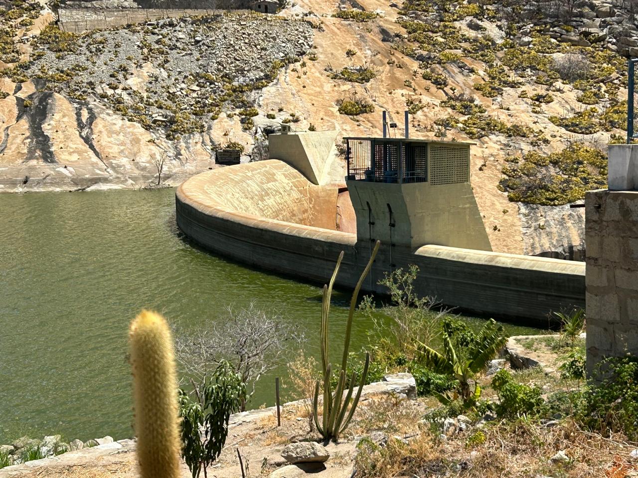 Acari: Gargalheiras atinge menos de 50% de volume de água pela 1ª vez desde março do ano passado