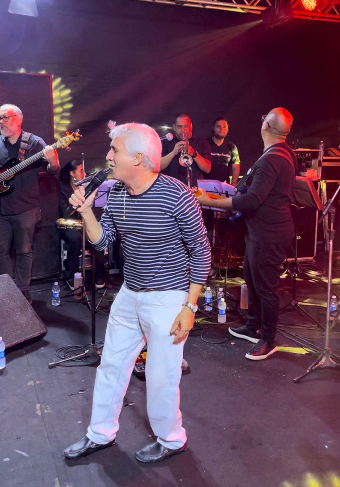 “Vozes de Currais” valoriza artistas locais e integra programação do Natal Luzes do Sertão nesta sexta (19)