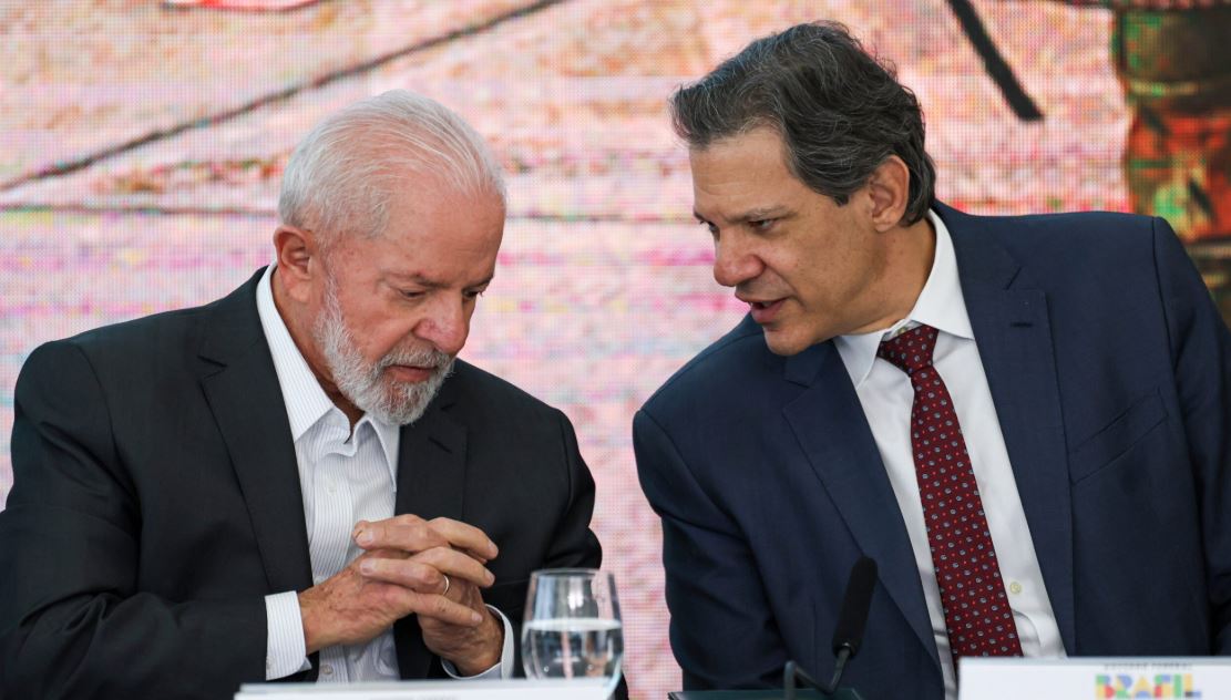 Haddad admite: pode abandonar Fazenda para ajudar Lula em 2026