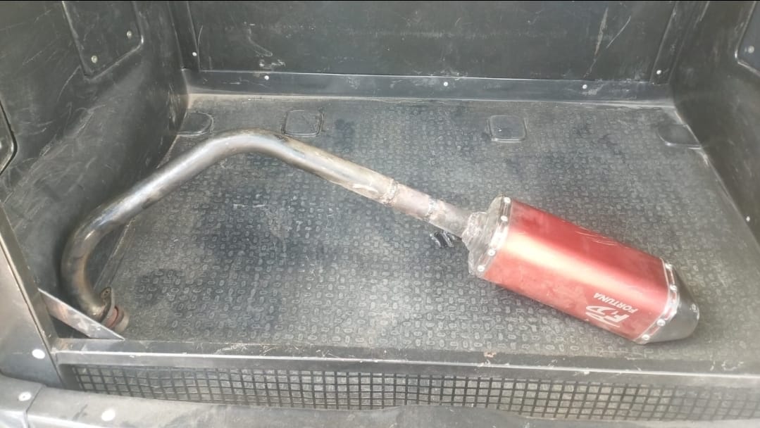 Rádio Patrulha da PM apreende motocicleta com escapamento adulterado na manhã desta quinta-feira