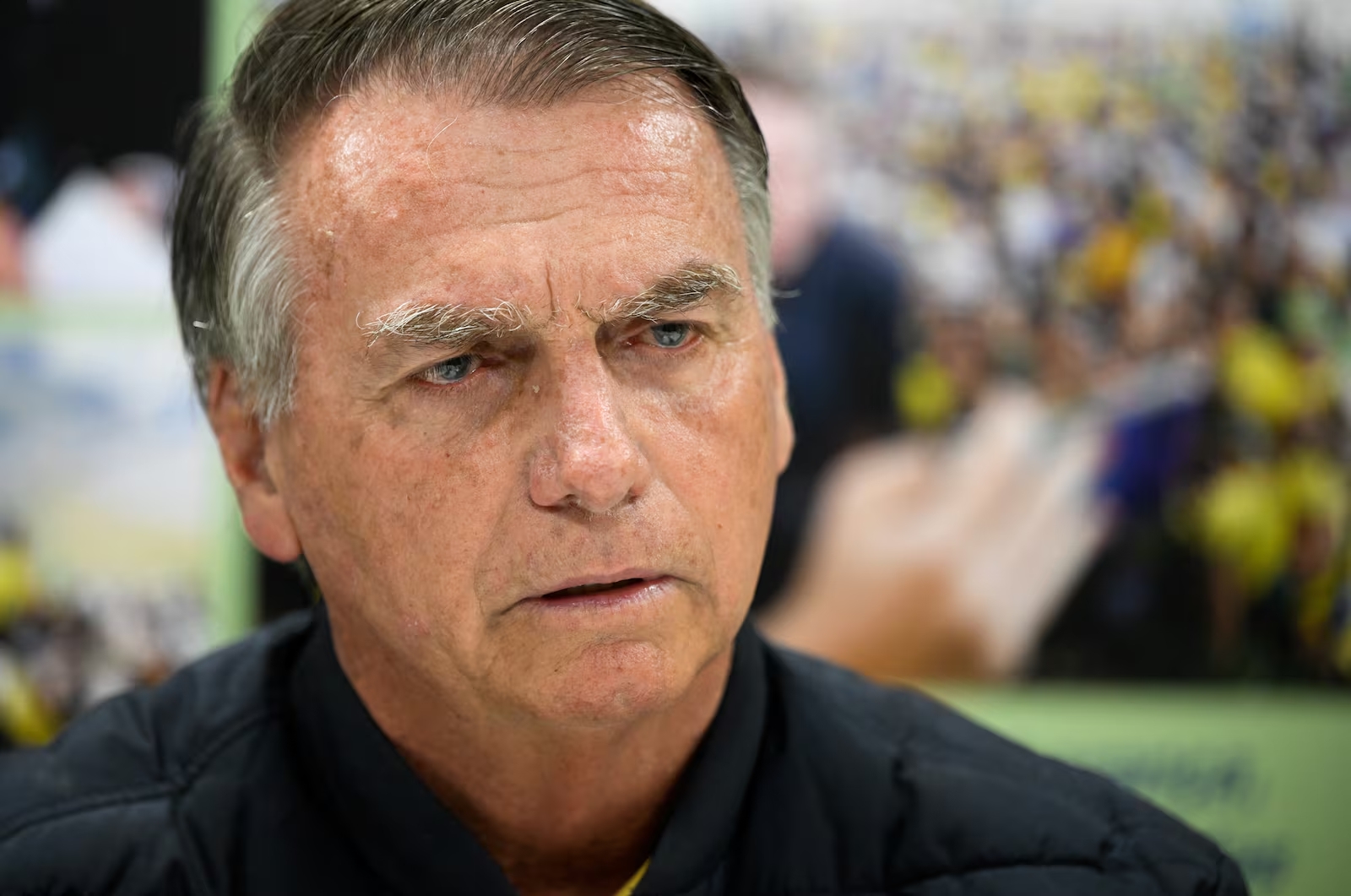 Bolsonaro afrontou honra militar e é indigno para o Exército, diz MP ao pedir expulsão