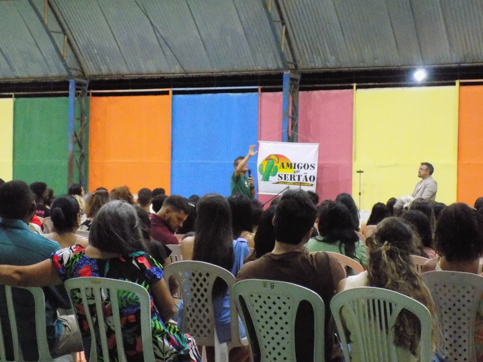 ATENÇÃO: Amigos do Sertão realizam ação social no Bairro Dr. José Bezerra nesta quarta-feira dia 04 na Escola Municipal Gilson Firmino a partir de 13h