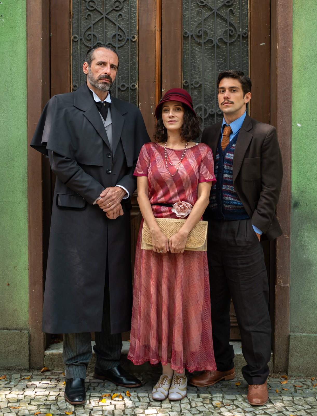 Atores potiguares Quitéria Kelly e César Ferrario brilham em ‘A Nobreza do Amor’, nova novela das seis da TV Globo