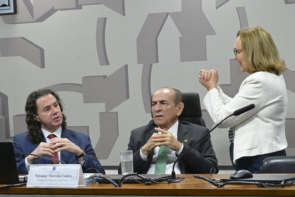 Senadora do social: Zenaide vota por Gás do Povo e pensão a menores com zika vírus e a órfãos de feminicídio