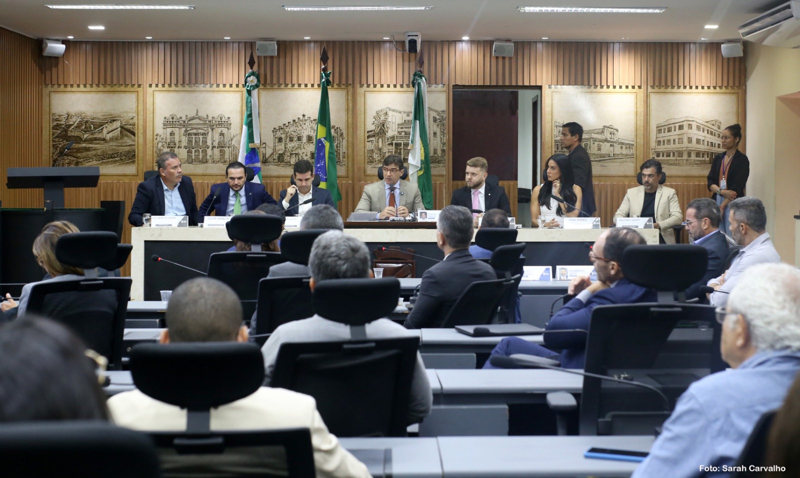 Aumento na conta de consumidores com energia solar é debatido em audiência pública na Câmara de Natal