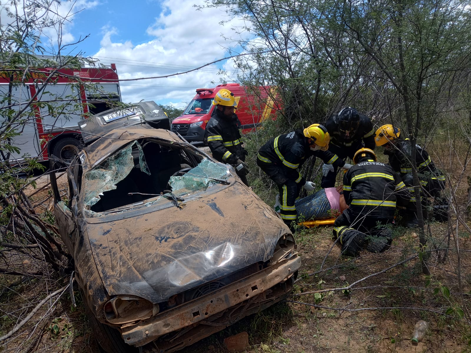 Acidente na RN-041 mobiliza Corpo de Bombeiros entre Currais Novos e Lagoa Nova