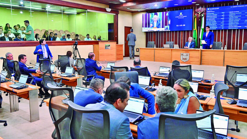 Exigências do Supremo e do TCE travam pagamento de emendas