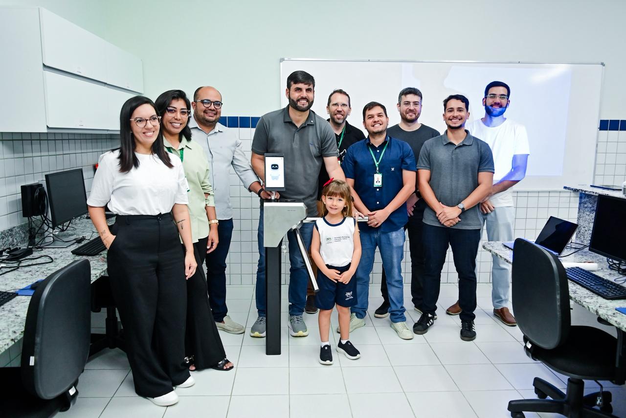 IFRN e Prefeitura de Currais Novos realizam primeira demonstração prática de sistema inovador de frequência escolar com reconhecimento facial