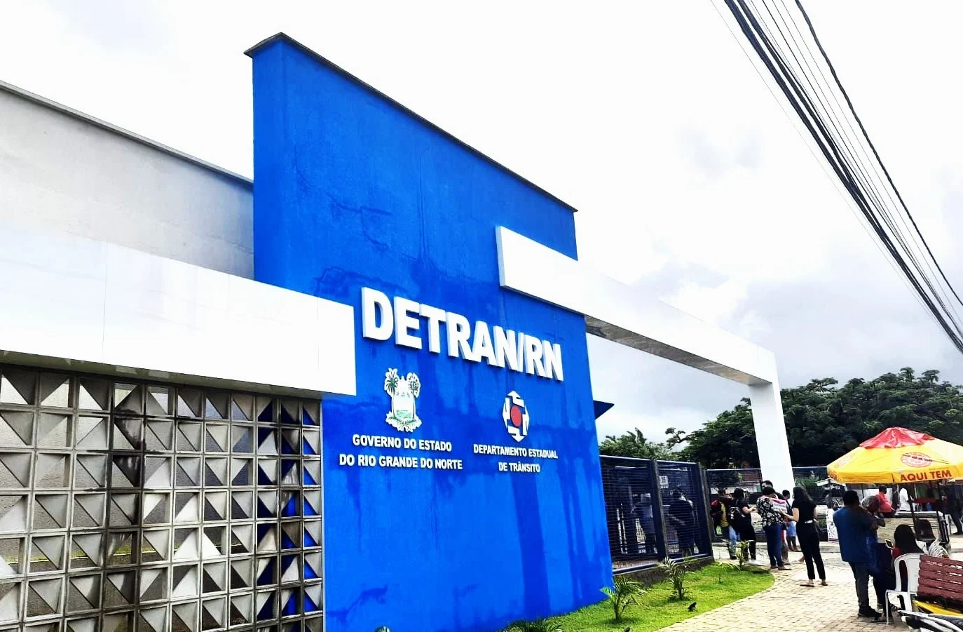 Operação mira esquema do Detran para ‘legalizar’ carros de luxo no RN com empresa de fachada
