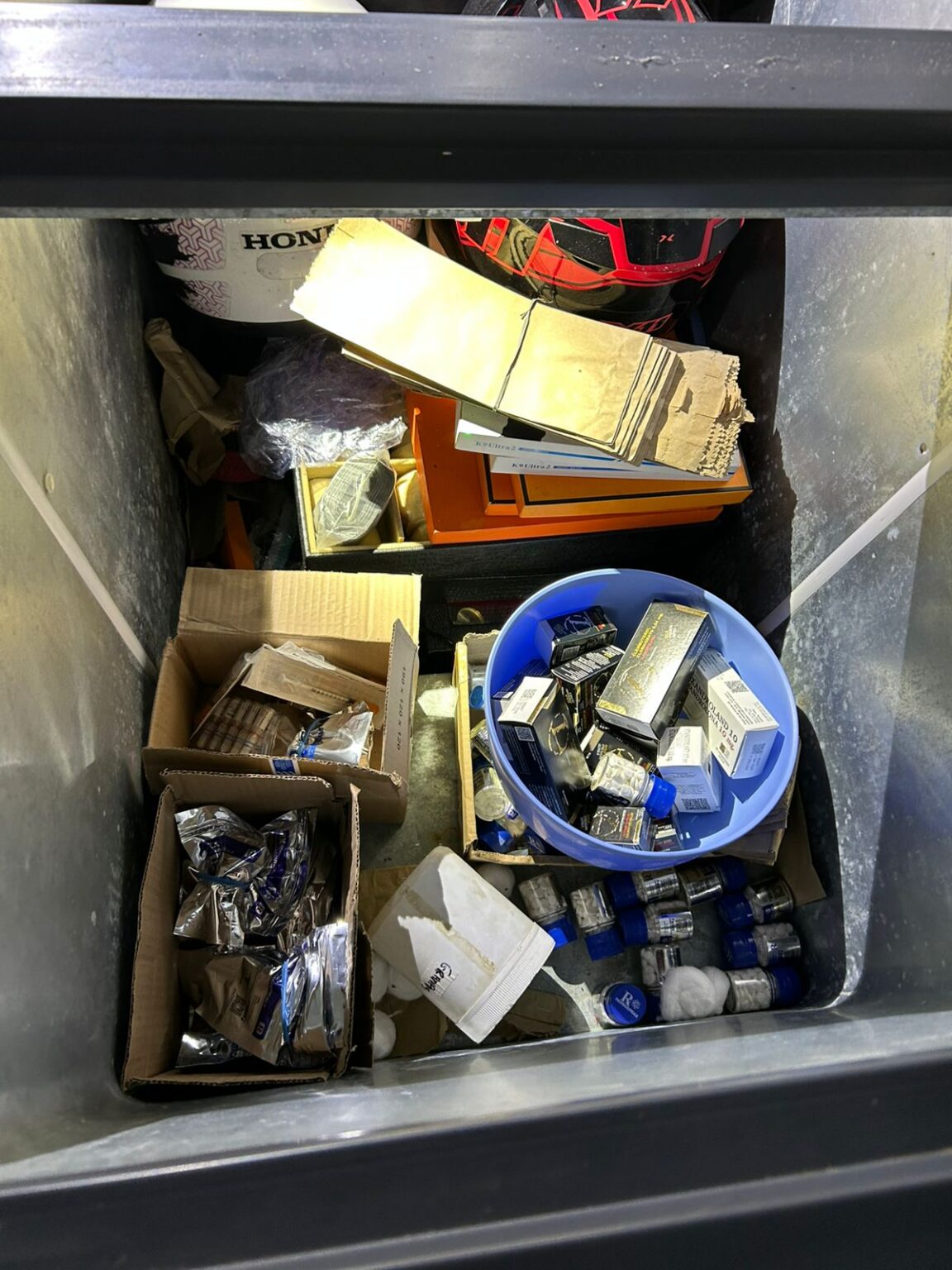 Polícia Civil fecha laboratório clandestino de anabolizantes e emagrecedores em Natal