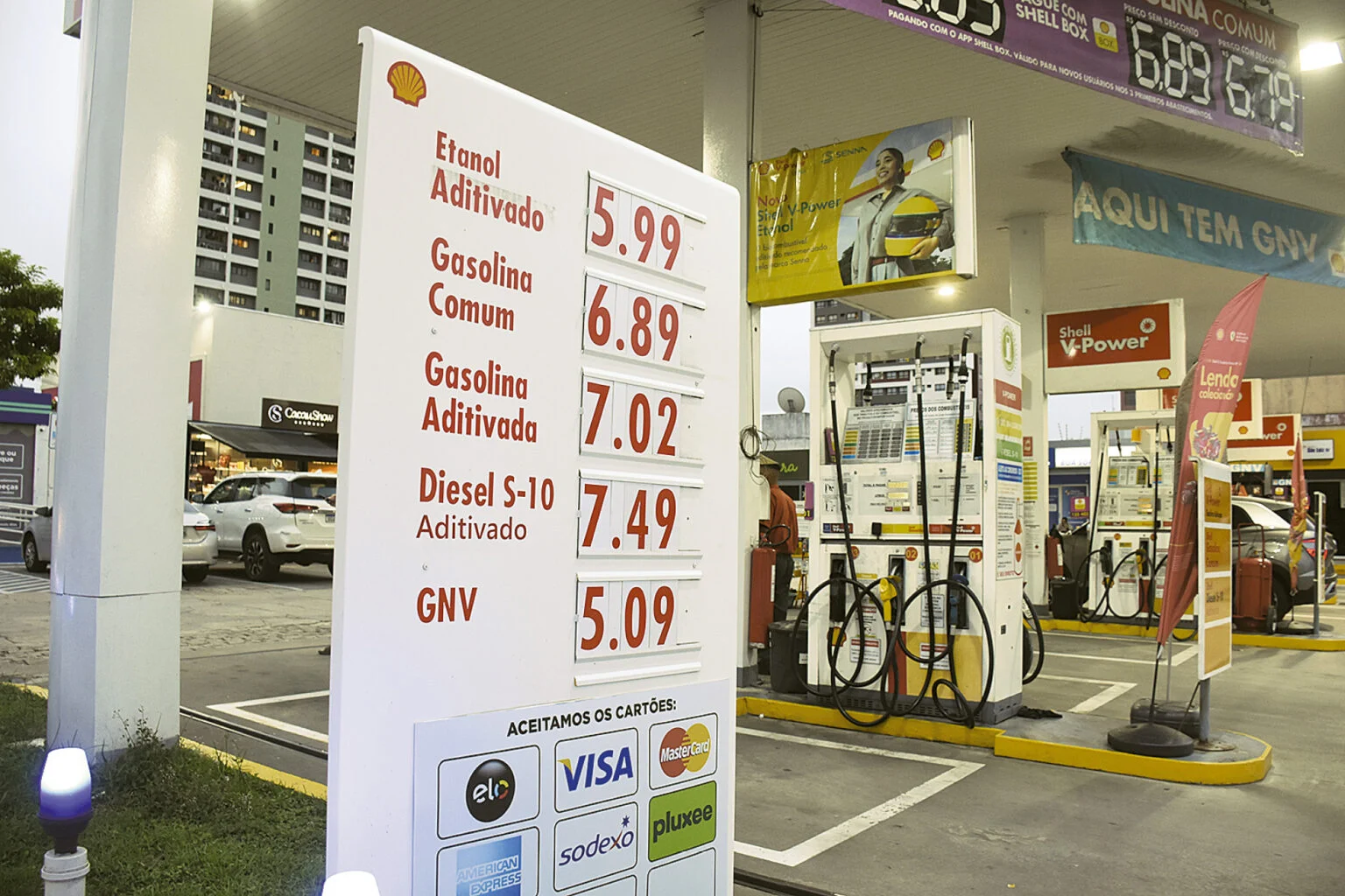 Gasolina sobe R$ 0,20 na refinaria; alta é de 68,12% em 91 dias no RN