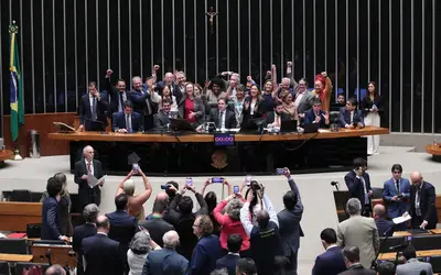 Câmara pode votar fim da escala 6×1 ainda esta semana