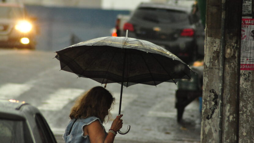 Inmet amplia alerta de chuvas para todo o RN até quinta-feira