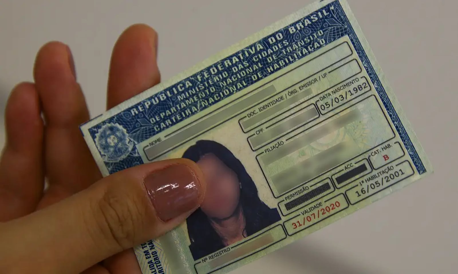 Câmara aprova renovação automática de CNH; medida segue para análise do Senado