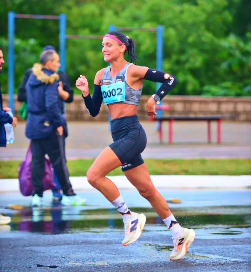 Atleta currais-novense Ana Catarina conquista vice-campeonato na Meia Maratona Internacional de Porto Alegre