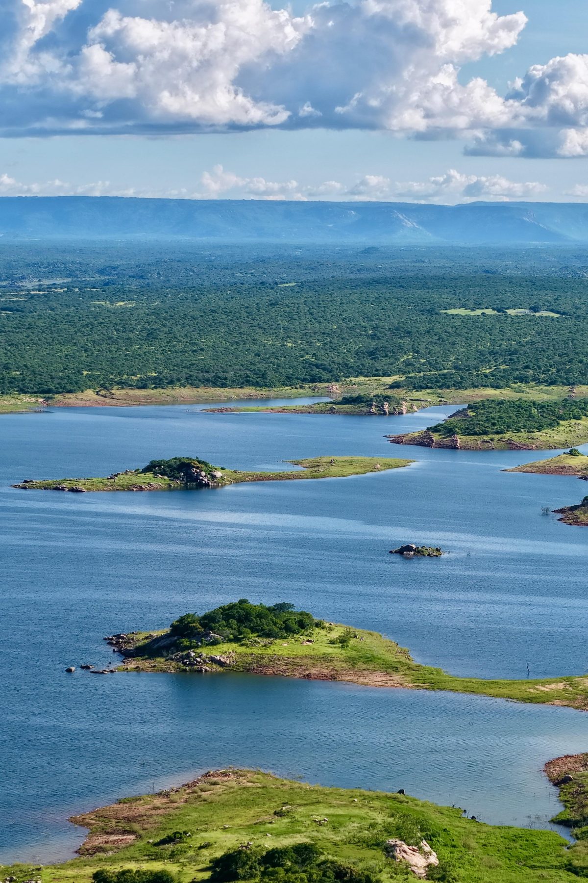 Barragem de Santa Cruz do Apodi cresce mais de 12% em 30 dias e chega perto dos 72% da capacidade