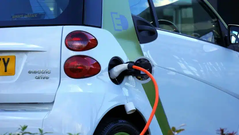 Mais de 6 mil carros elétricos circulam no RN e reduzem impacto ambiental