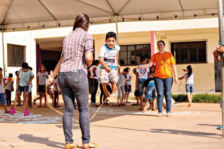 Recreio e intervalo podem integrar jornada de trabalho do professor