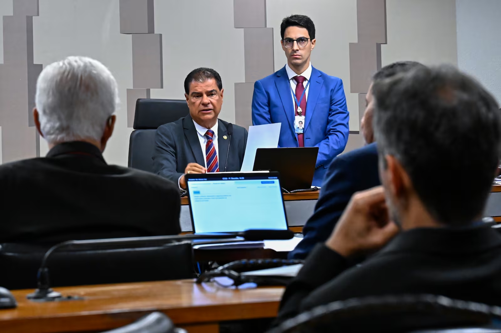 PCC, CV e tarifaço: Congresso abre semana de discussões sobre ações dos EUA contra o Brasil
