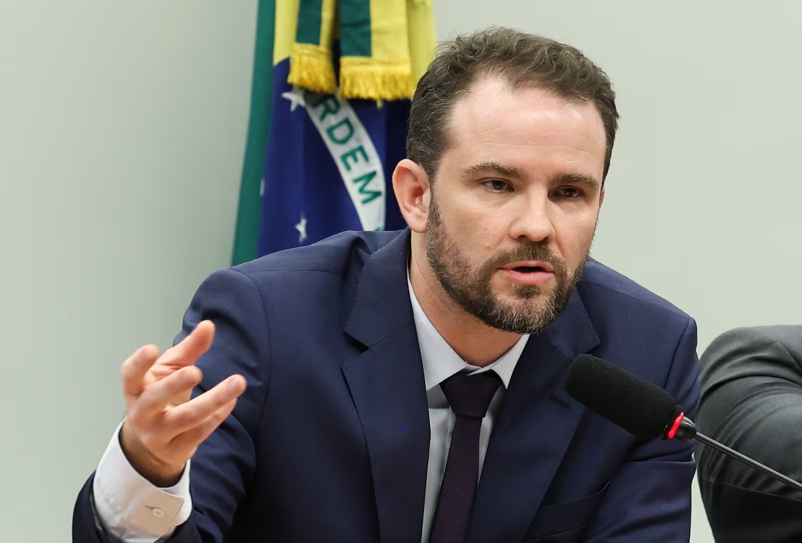 Reversão ‘improvável’: o que o Brasil busca em reunião com EUA sobre classificação de PCC e CV