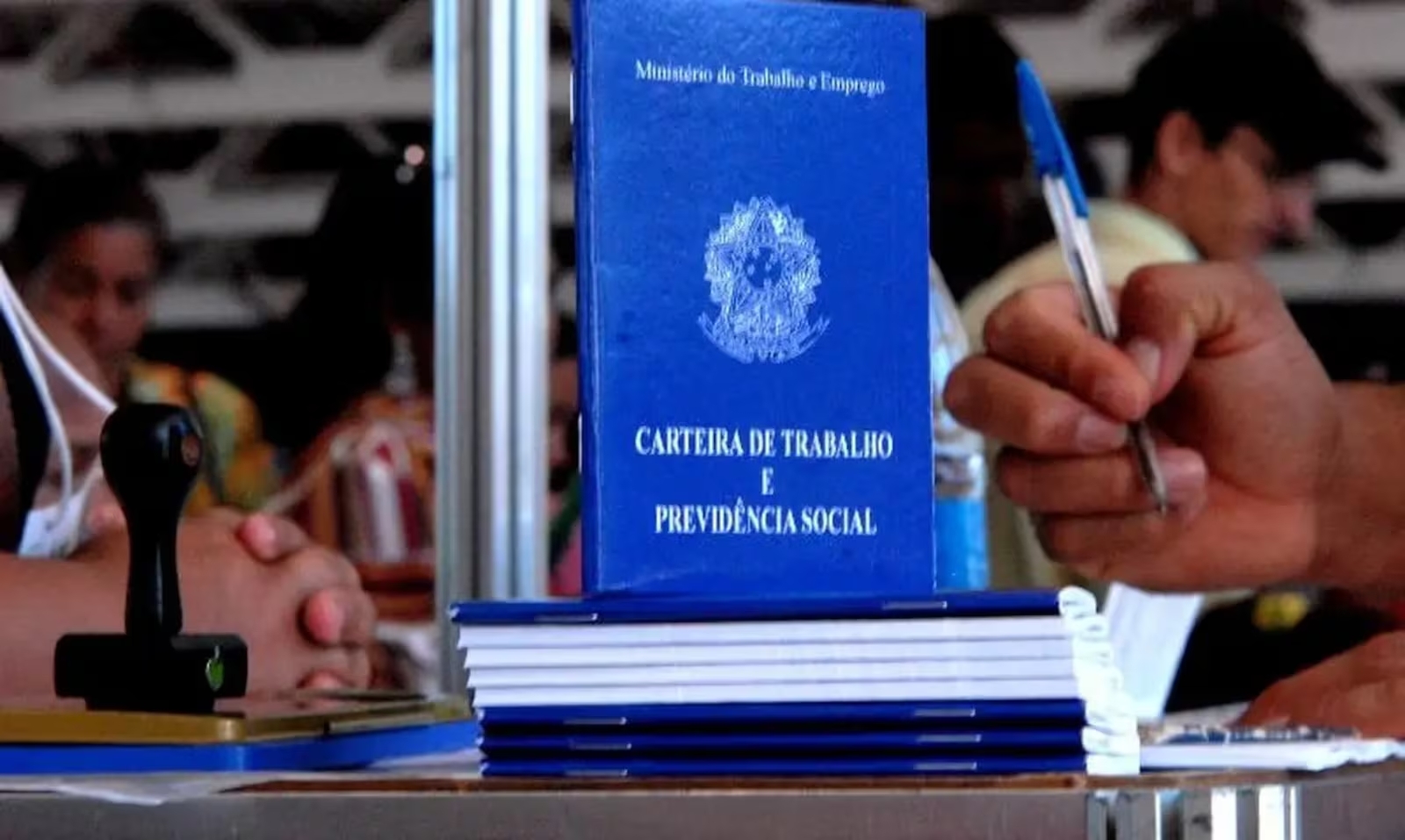 Trabalho nos feriados tem nova regra a partir de hoje; veja o que muda