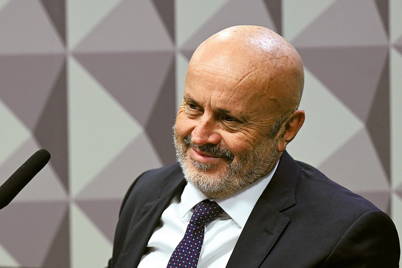 PF indicia ex-presidente do INSS, “Careca” e outras 46 pessoas em inquérito
