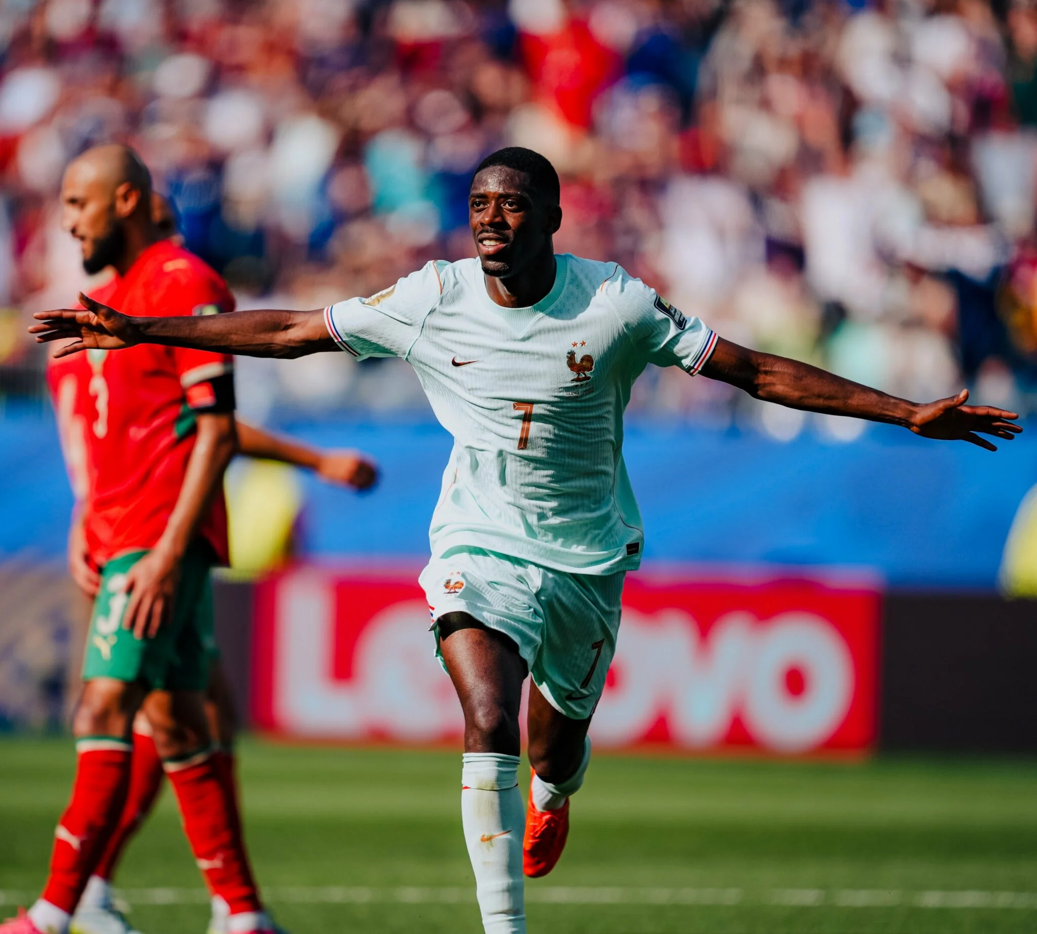 França vence Marrocos por 2 a 0 com gols de Mbappé e Dembélé e avança à semifinal da Copa