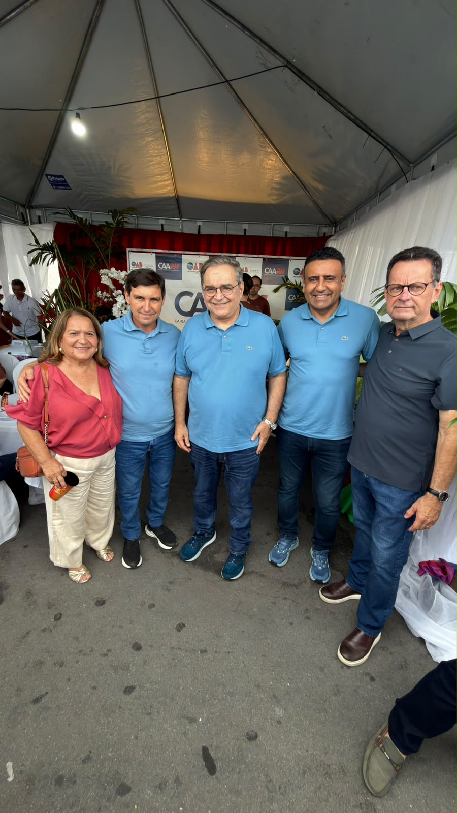 Vereador G Charles acompanha Álvaro Dias e Babá Pereira na Feirinha de Santana