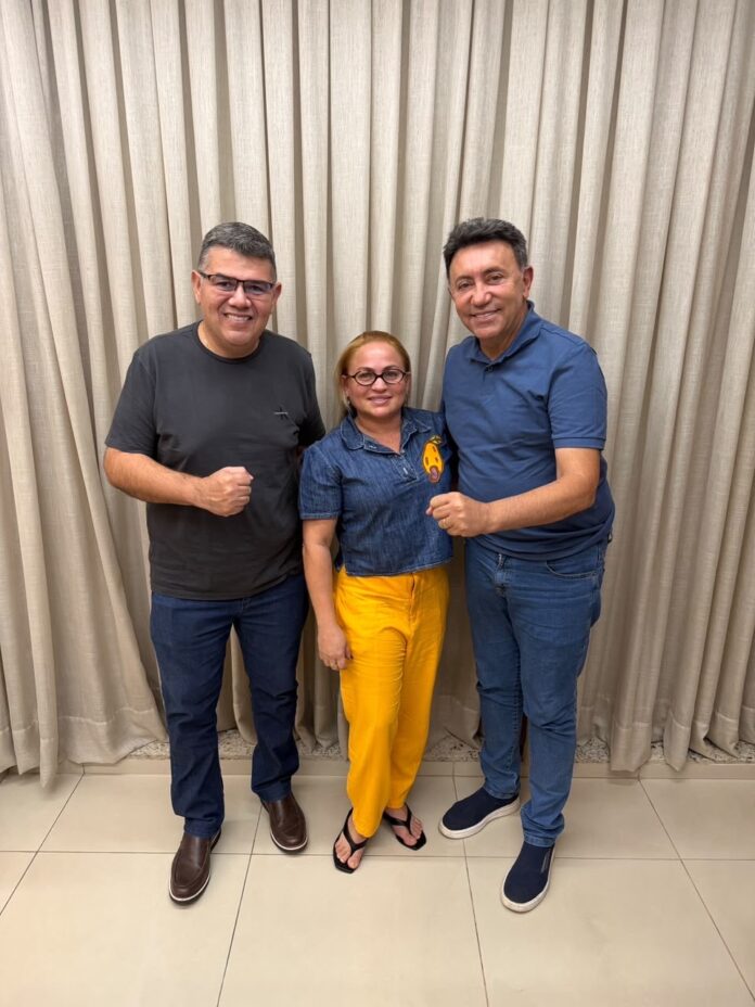 Prefeita de Grossos confirma apoio à dobradinha com Zenaide Maia e Tércio Tinoco; Marcos Solano participou das articulações