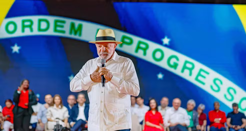 Melhora do governo perde impulso
