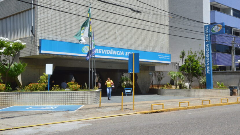 Contribuição ao INSS de julho vence nesta segunda-feira 17; veja valores
