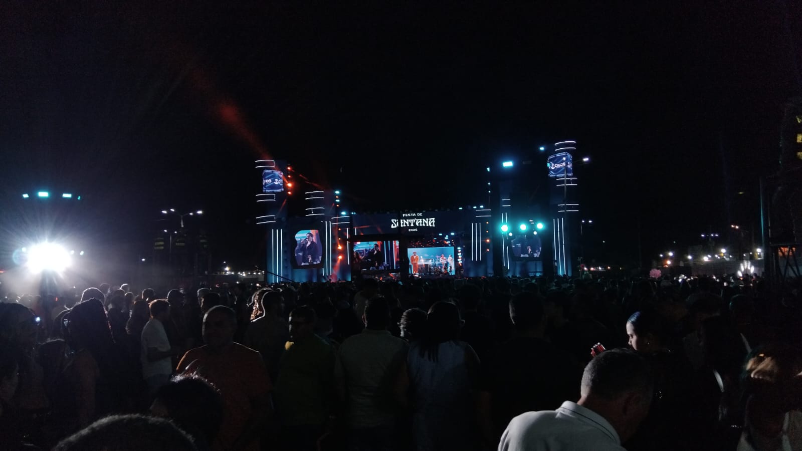 Henry Freitas, Rey Vaqueiro e Eric Land agitam a Festa de Sant’Ana de Caicó na noite deste sábado