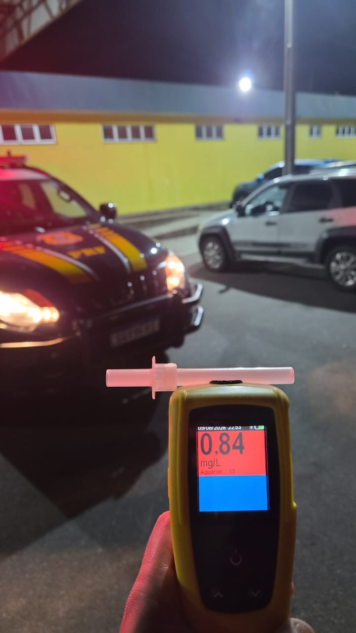 PRF prende homem por embriaguez ao volante na BR-304, em Macaíba