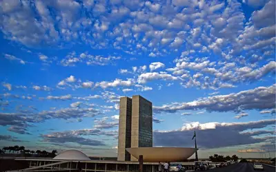 CNI critica votação sobre fim da escala 6×1 durante período eleitoral