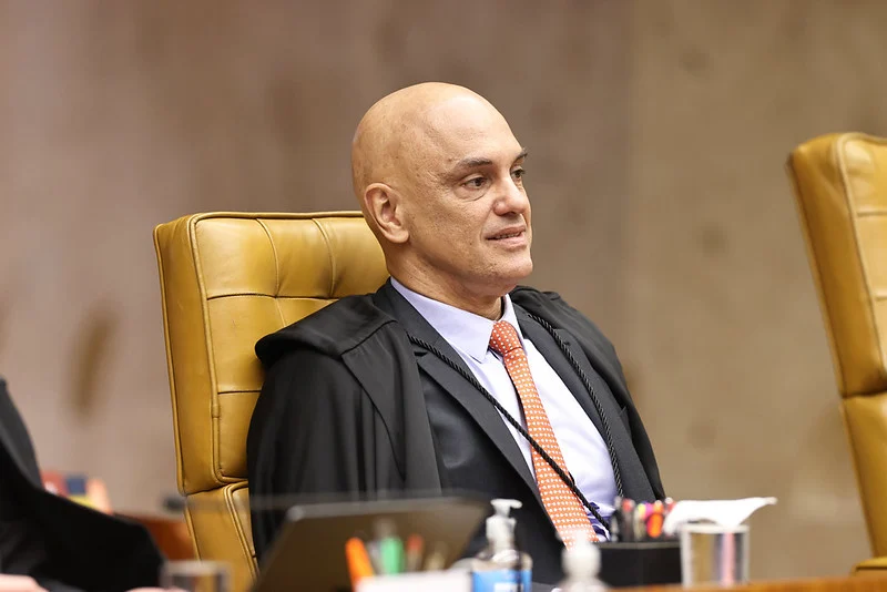 Ministros do STF esperam receber rito da sessão sobre investigação de Moraes nesta segunda-feira