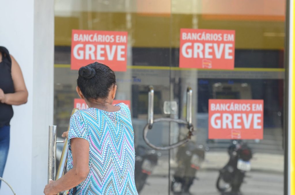 Bancários do RN entram em greve por tempo indeterminado nesta terça-feira