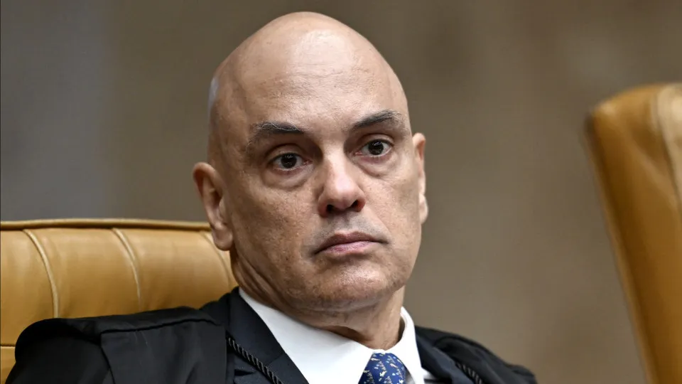 Ala pró-Mendonça vê tentativa de Moraes de contaminar todo o STF para se blindar