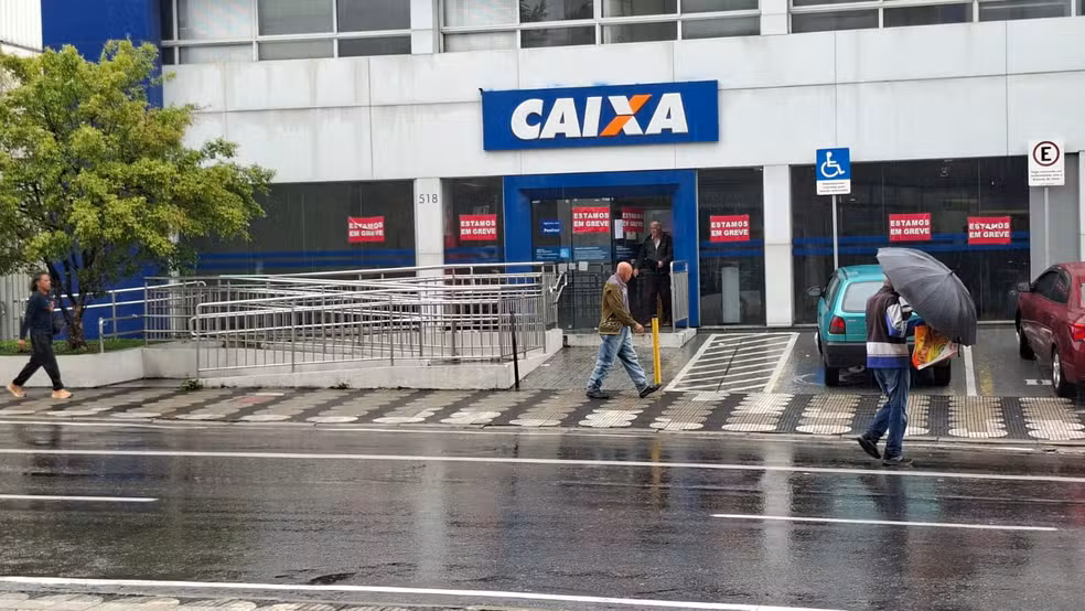 GREVE DA CAIXA PODE ACABAR NESTA SEGUNDA; FUNCIONÁRIOS VOTAM NOVA PROPOSTA DO BANCO