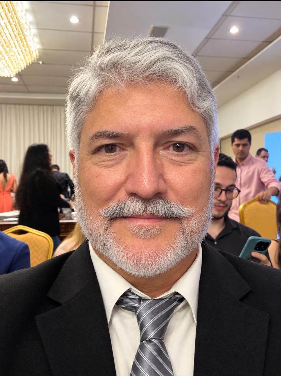 Afrânio Bezerra, criador da Copa Jorge Guimarães, recebe maior honraria da Educação Física no RN