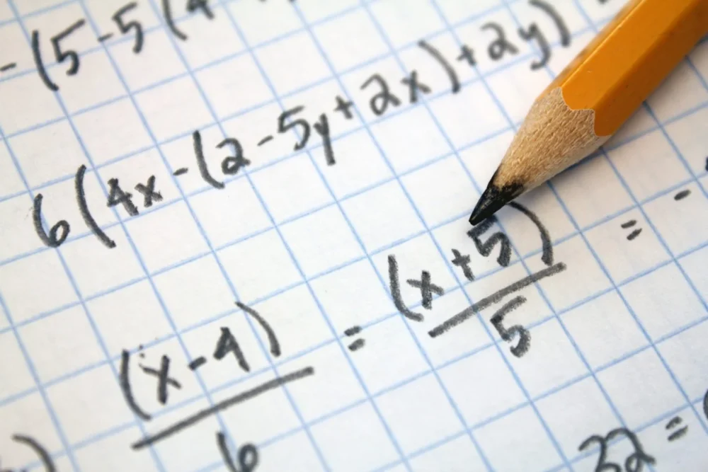 Olimpíada de Matemática reúne alunos e professores neste sábado (17)