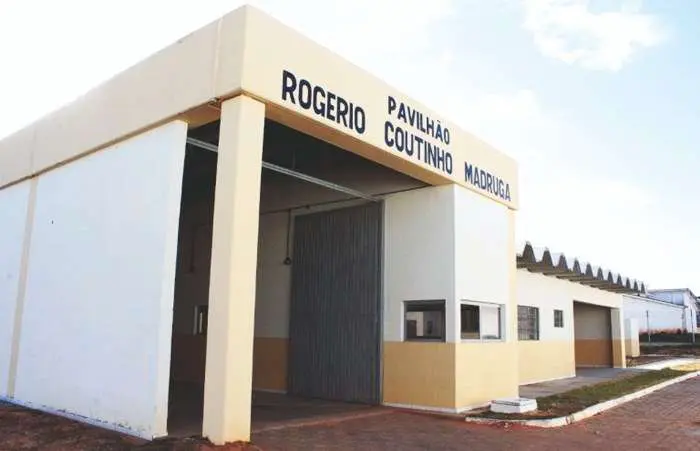Governo cria força-tarefa para reforçar segurança em presídio