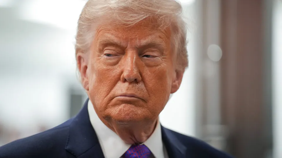 Trump mantém silêncio após vitória de Lula