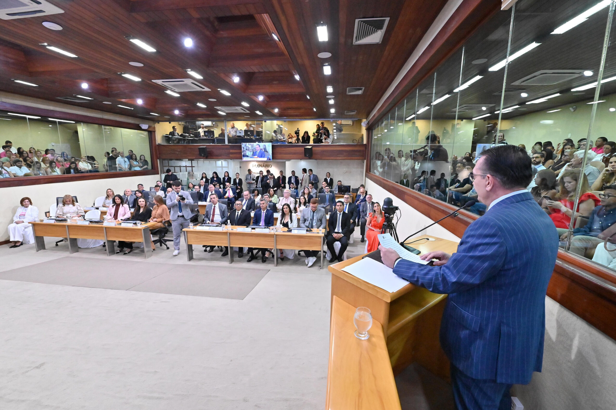 ALRN homenageia servidores e reconhece contribuição para o serviço público